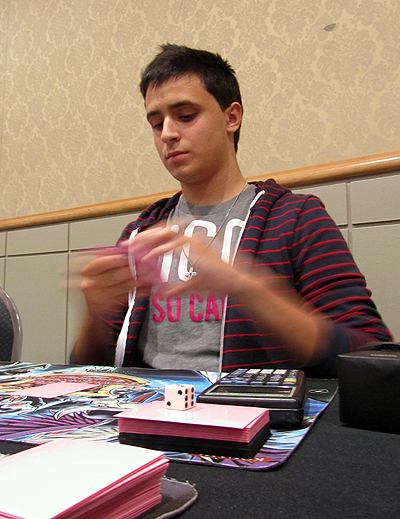 Bobby Barone locks things up in Duel 1 with Gladiator Beast Heraklinos.