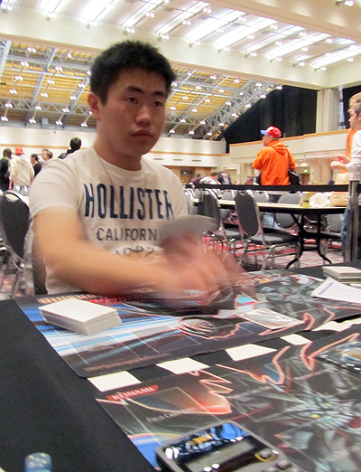 Huang's constant stream of monster removal stops Burrows from setting anything up in Duel 1.