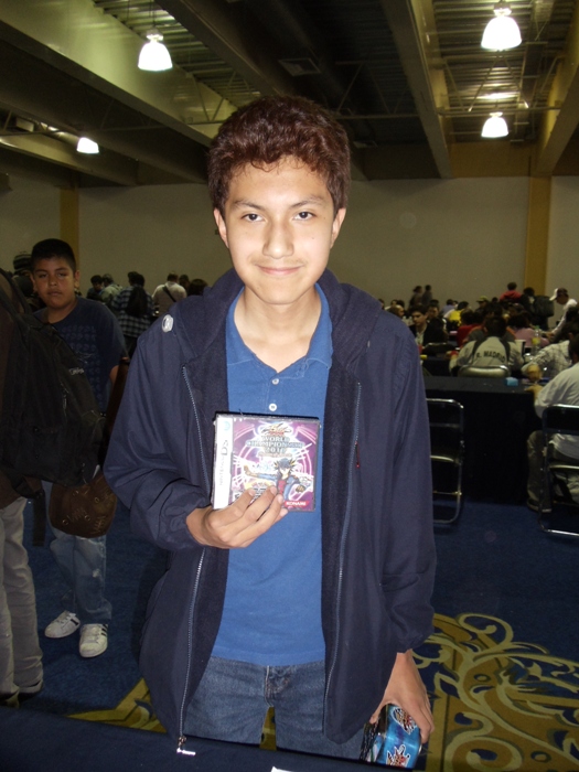 Rafael Morales Valencia was the winner of the Tin Challenge and walked away with a Yu-Gi-Oh! 5D’s World Championship 2010 Reverse of Arcadia video game.
