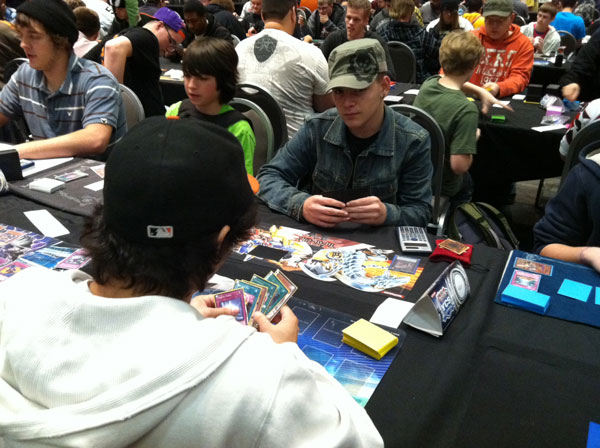 R3Crowd2