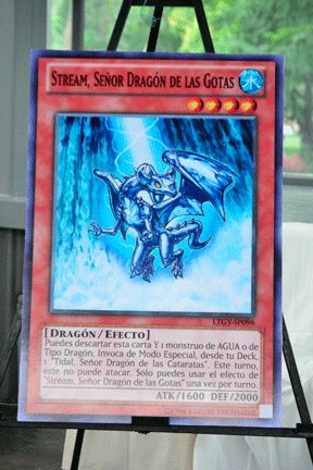 Giant-card-2