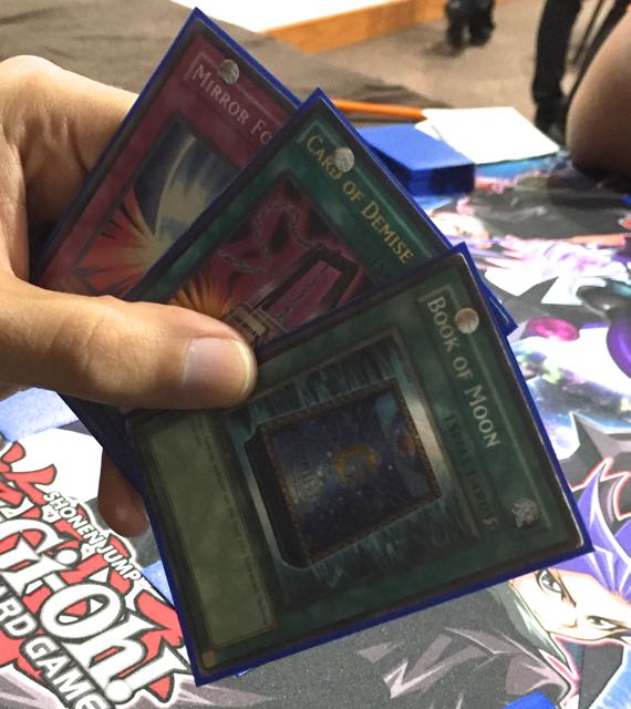 R1D2CardOfDemise