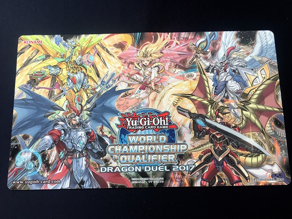 Dragon Duel Top Cut Mat